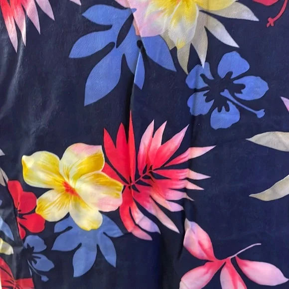 Jamaica Bay floral sleeveless button down - Picture 5 of 6